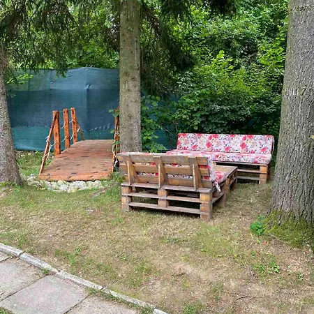 Hipnotic Villa *