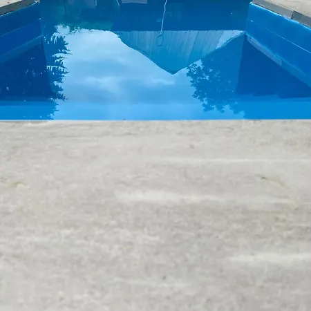 Hipnotic Villa