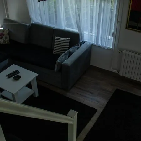 Hipnotic Villa