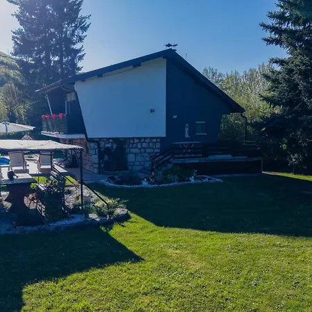 Villa Hipnotic